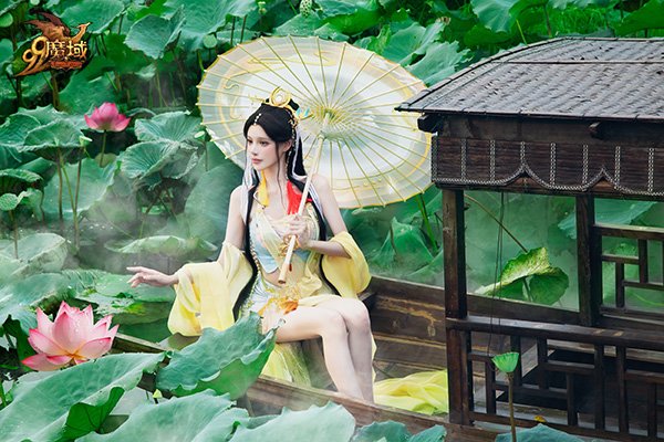 莲境仙缘，金丝为冕！《魔域》“倾世莲华”花魁赛华丽启幕！[图3]